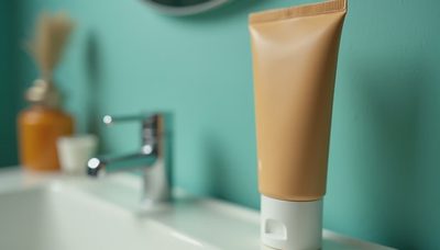 Sunscreen for oily skin that actually works on busy mornings